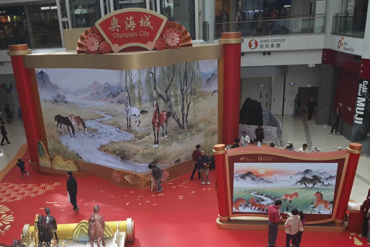 HK Olympian City Naked-Eye 3D LED Display-A Dialogue Across Time and Space with Xu Beihong