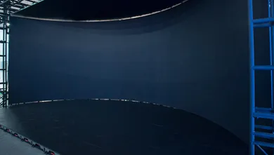 LED1.0 generation: rental cabinet+vertical