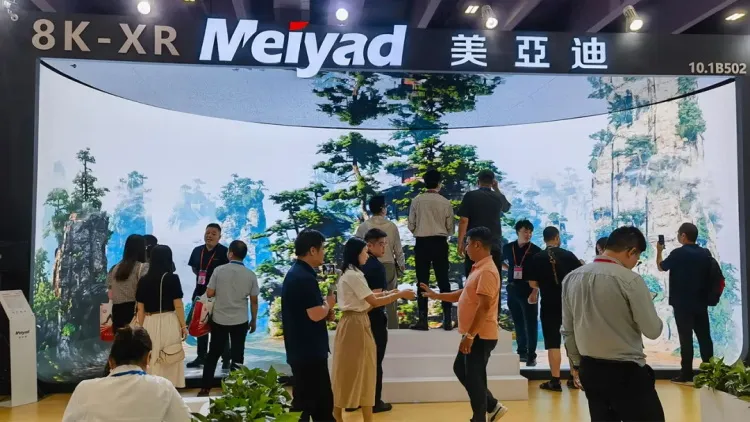First Day of Metaverse Expo, Meiyad CAVE-R Immersive XR LED Screen Shines Throughout the Venue!