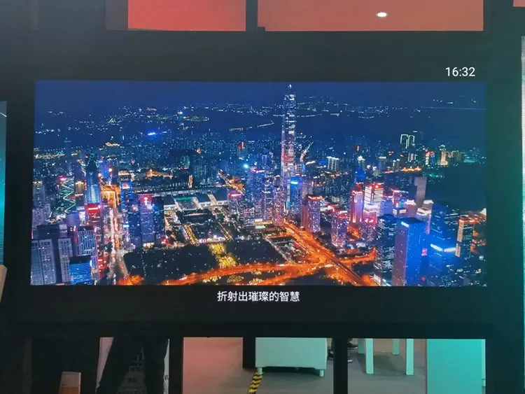Fine pitch LED display